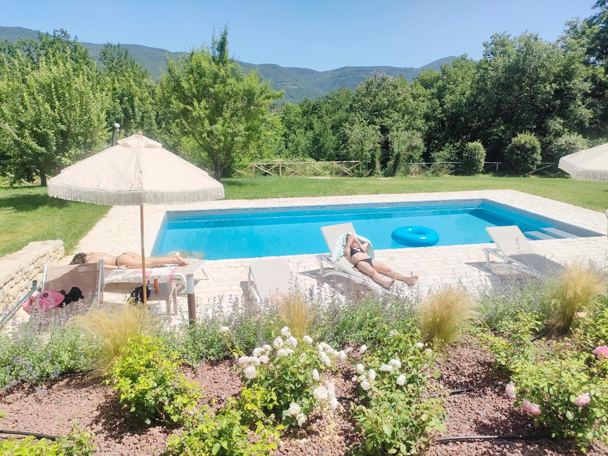 Villa Il Colle Sulla Flaminia Massa Martana Exterior foto